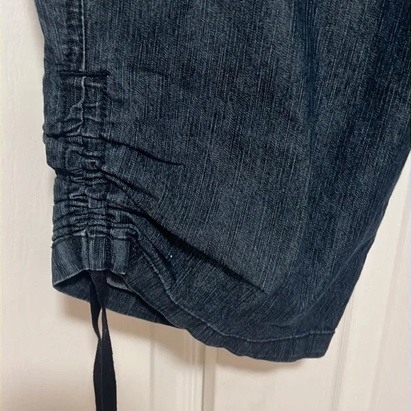 Gloria Vanderbilt Capri Dark Wash Minimal Bling Sz 6  Draw String Cuff POCKETS - Picture 4 of 7
